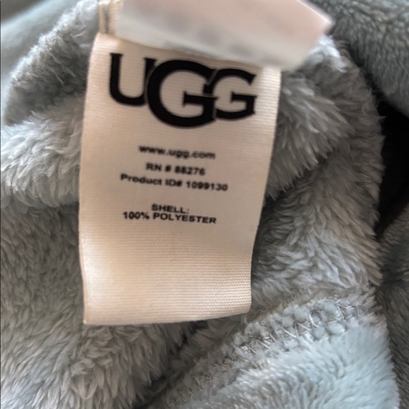 UGG Robe - Picture 5 of 7